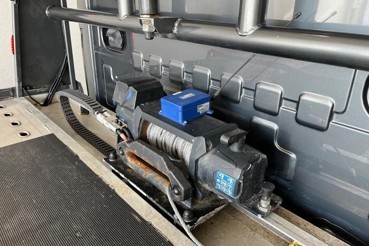 Grå VW Crafter 35 fra 2024