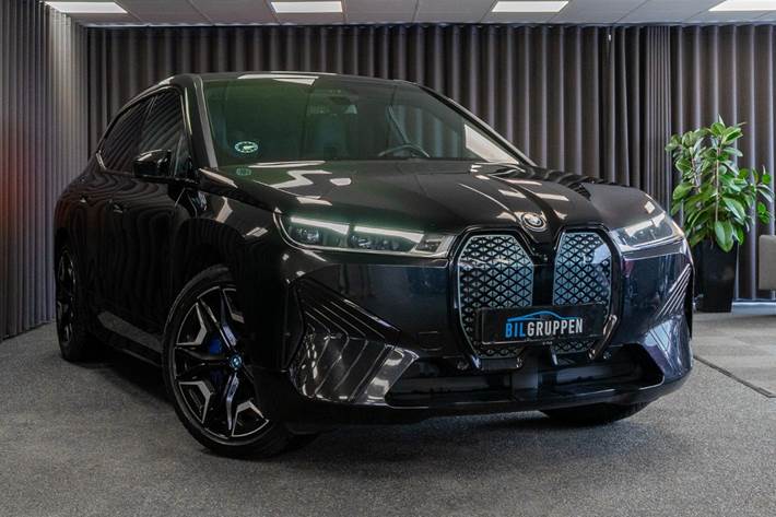 Sort BMW iX fra 2022
