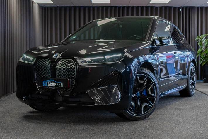 Sort BMW iX fra 2022