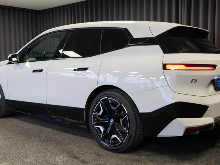 BMW iX xDrive40 Sport