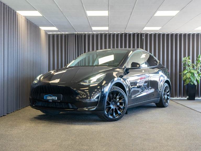 Tesla Model Y Long Range AWD
