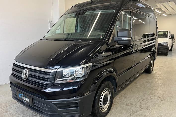 Sort VW Crafter 35 fra 2020