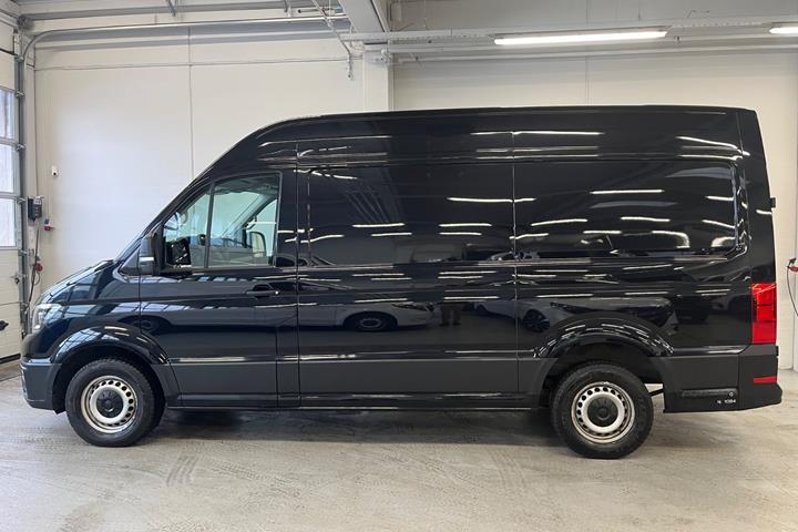 Sort VW Crafter 35 fra 2020