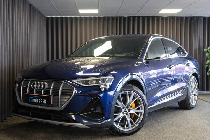 Blå Audi e-tron fra 2020