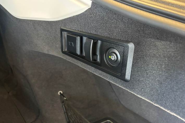 Sort BMW i4 fra 2023