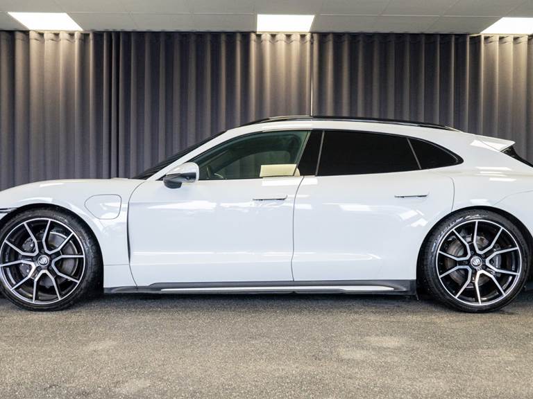 Porsche Taycan Performance+ Sport Turismo