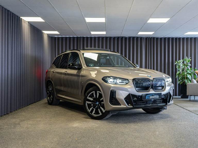 BMW iX3 Charged M-Sport