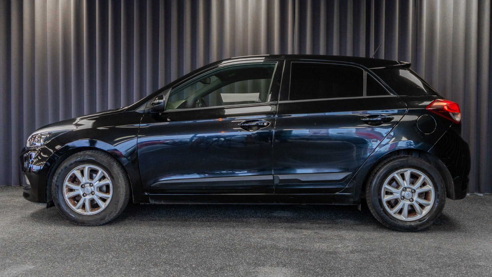 Sort Hyundai i20 fra 2017