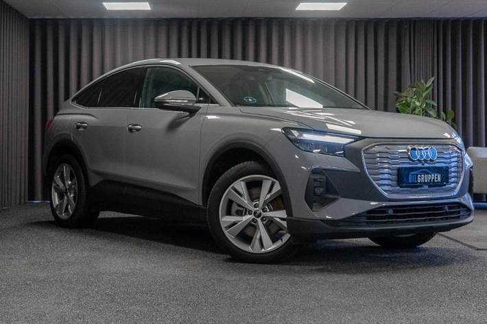 Grå Audi Q4 e-tron fra 2024