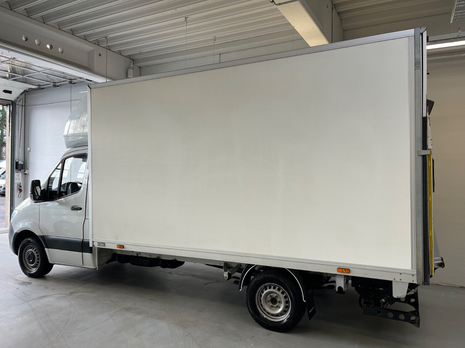 undefined Mercedes Sprinter 317 fra 2023