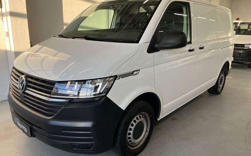 VW Transporter 2,0 TDi 150 Kassevogn DSG 4Motion kort