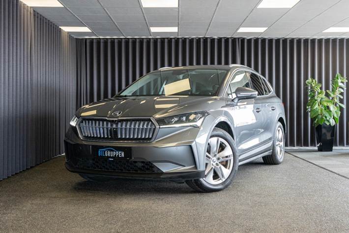 Grå Skoda Enyaq fra 2022