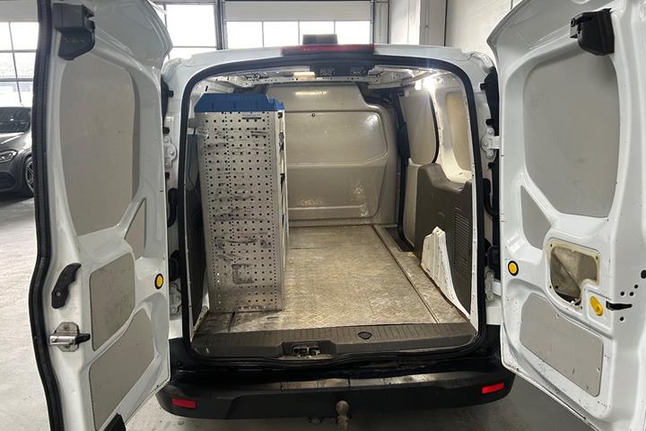 Hvid Ford Transit Connect fra 2018