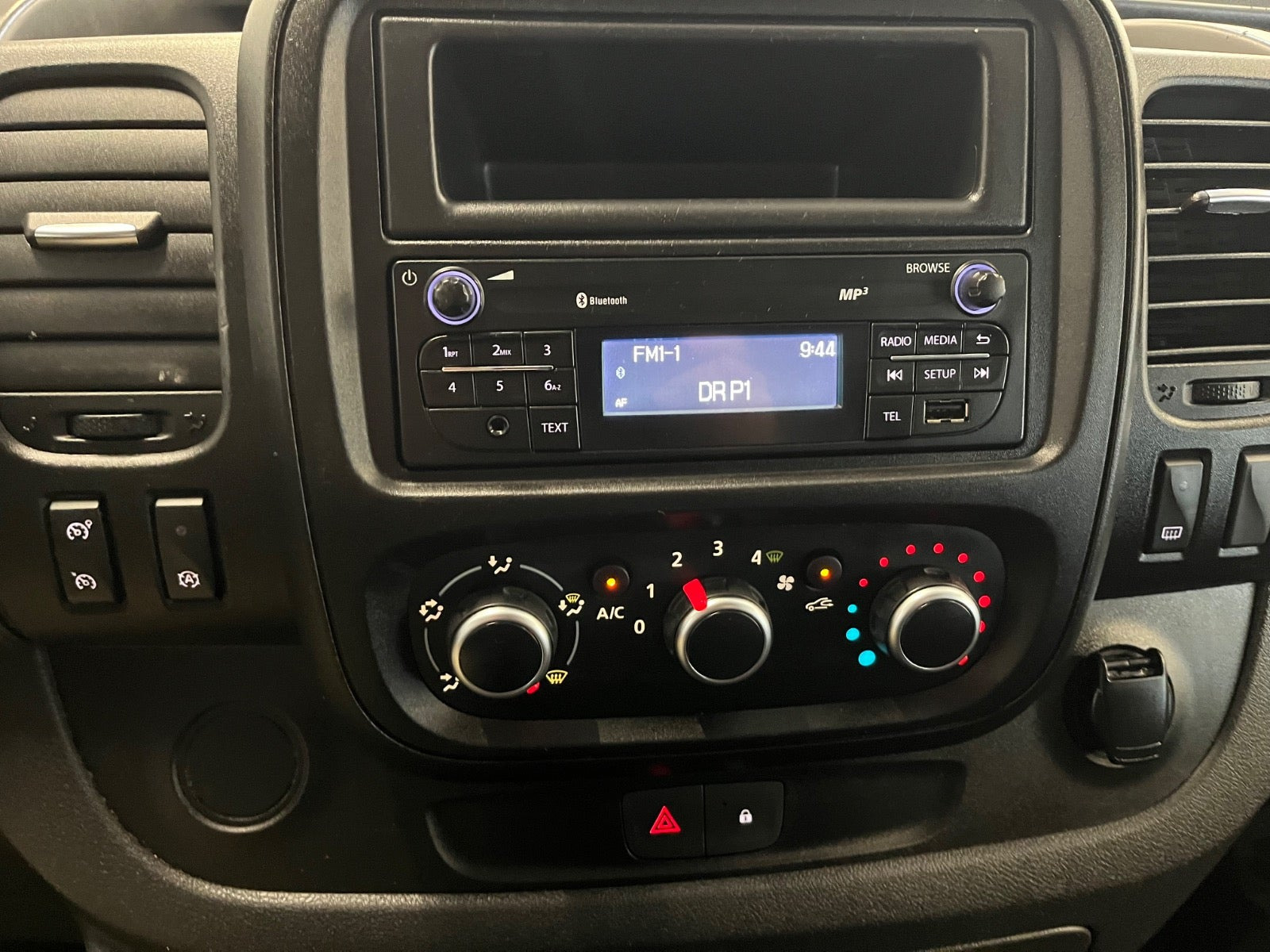 Hvid Renault Trafic T29 fra 2019