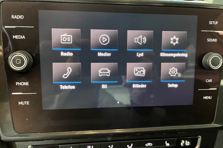 Hvid VW Golf VII fra 2018