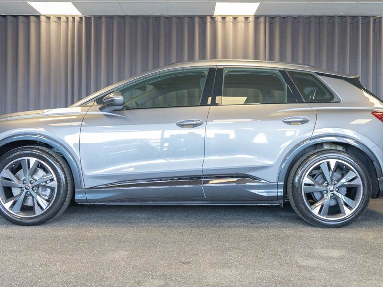 Audi Q4 e-tron 45 S-line Edition
