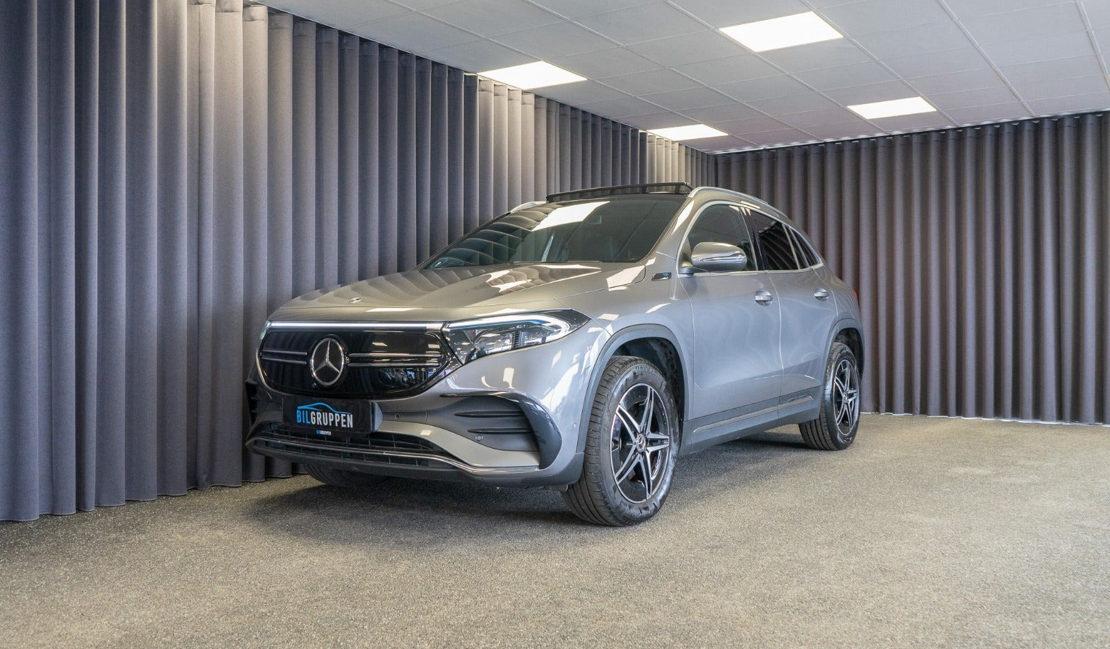 Grå Mercedes EQA250 fra 2021
