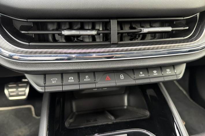 Sølv Skoda Enyaq fra 2023