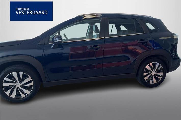 Blå Suzuki S-Cross fra 2025