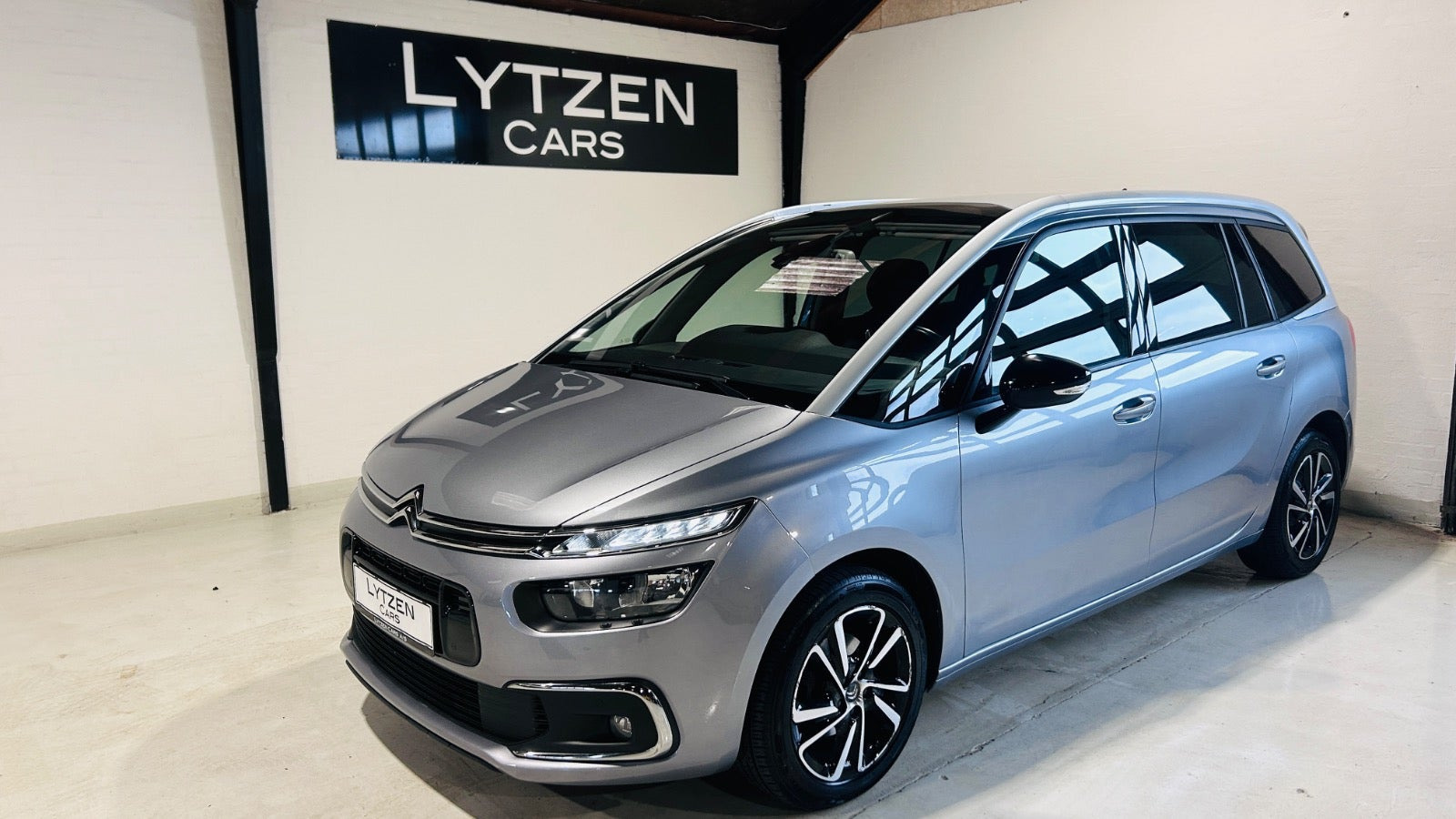 Sølv Citroën Grand C4 SpaceTourer fra 2021