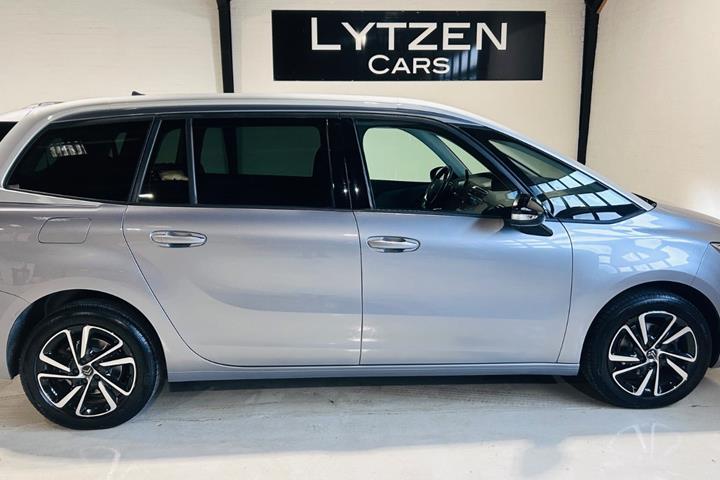 Sølv Citroën Grand C4 SpaceTourer fra 2021