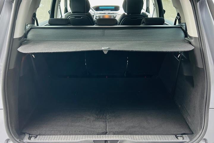 Sølv Citroën Grand C4 SpaceTourer fra 2021