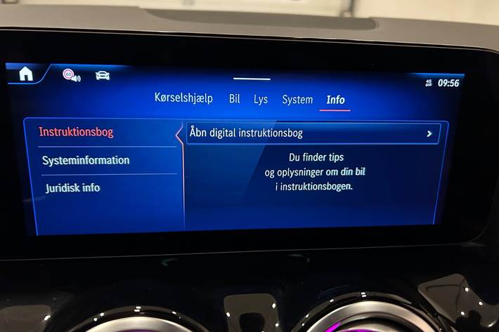 Hvid Mercedes EQA250+ fra 2025