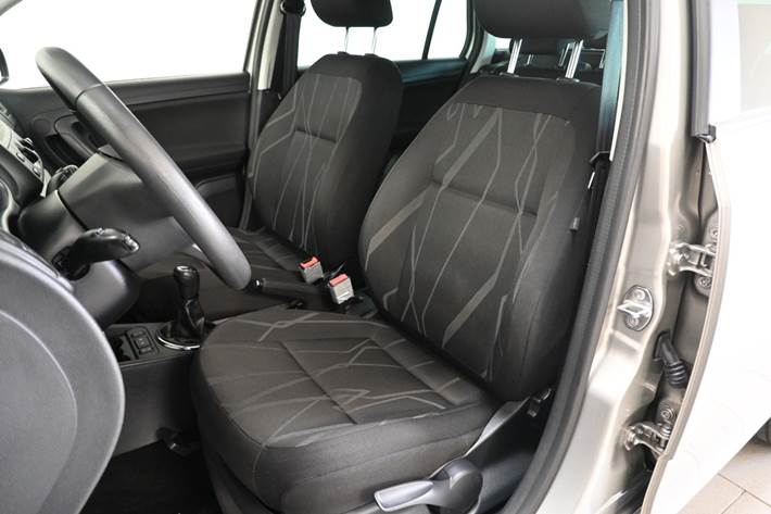 Beige Skoda Fabia fra 2014