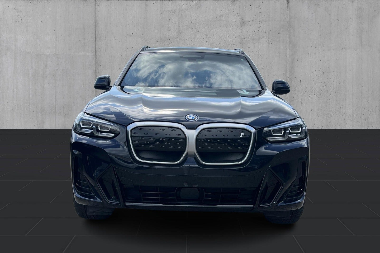 Sort BMW iX3 fra 2022