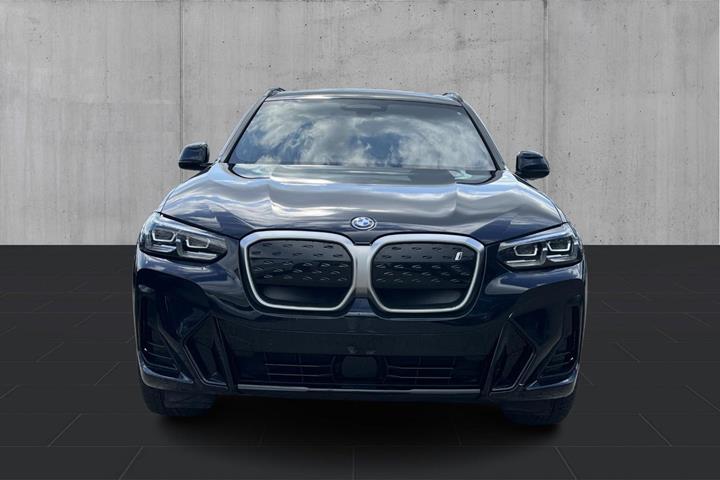 Sort BMW iX3 fra 2022