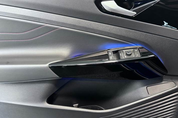 Blå VW ID.5 fra 2025