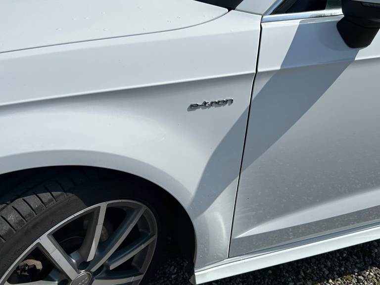 Audi A3 1,4 e-tron Sport Sportback S-tr.