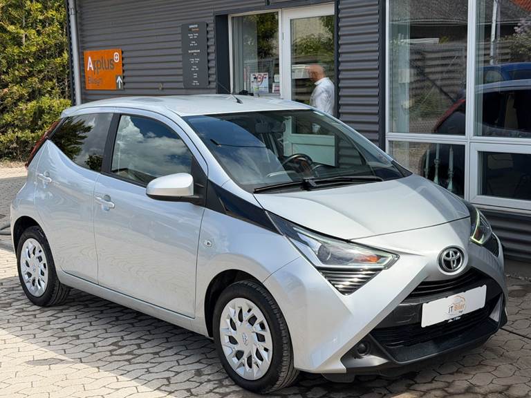 Toyota Aygo 1,0 VVT-i x-pression