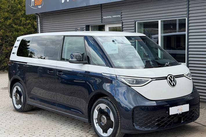 Blå VW ID.Buzz fra 2026 set udefra