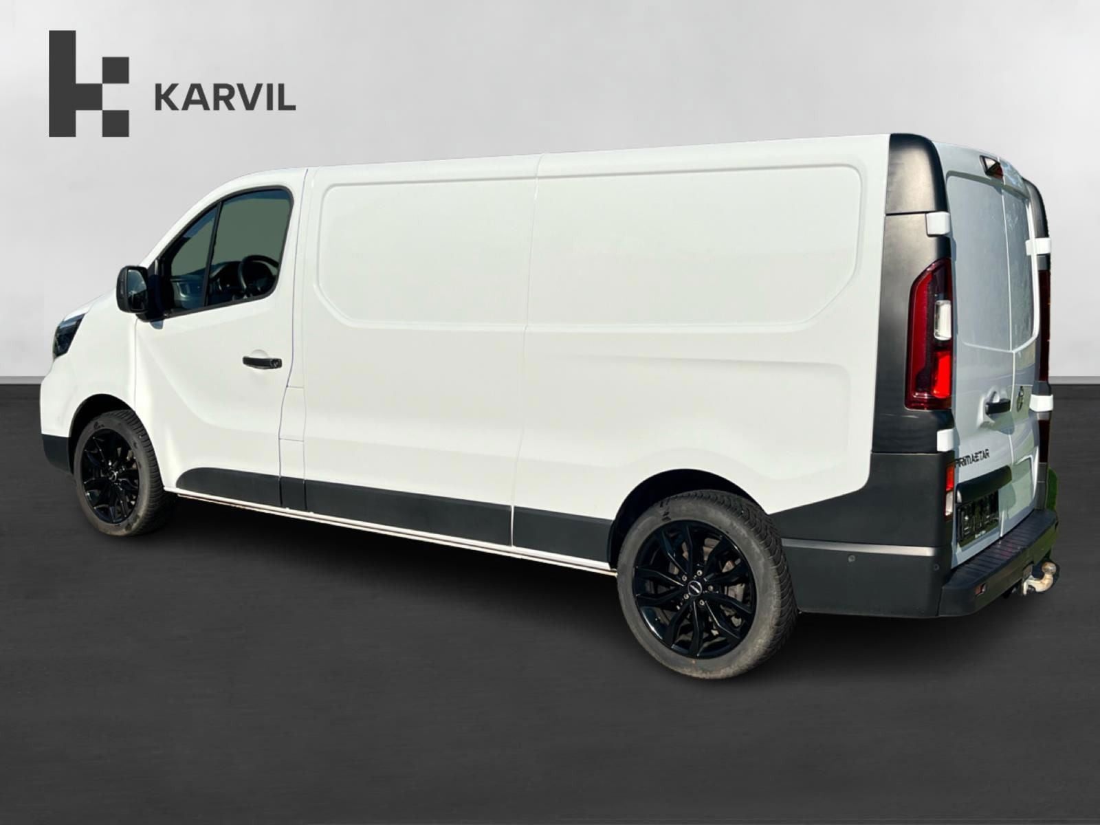 Hvid Nissan Primastar fra 2022