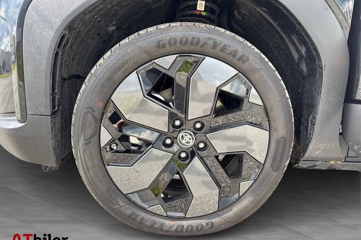 Sort Toyota Urban Cruiser fra 2026