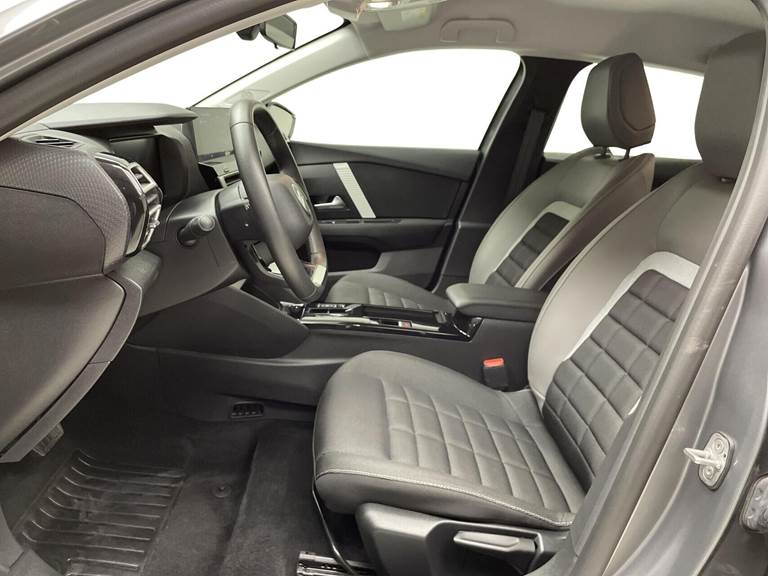 Citroën ë-C4 X EL Plus 156HK 5d Aut.
