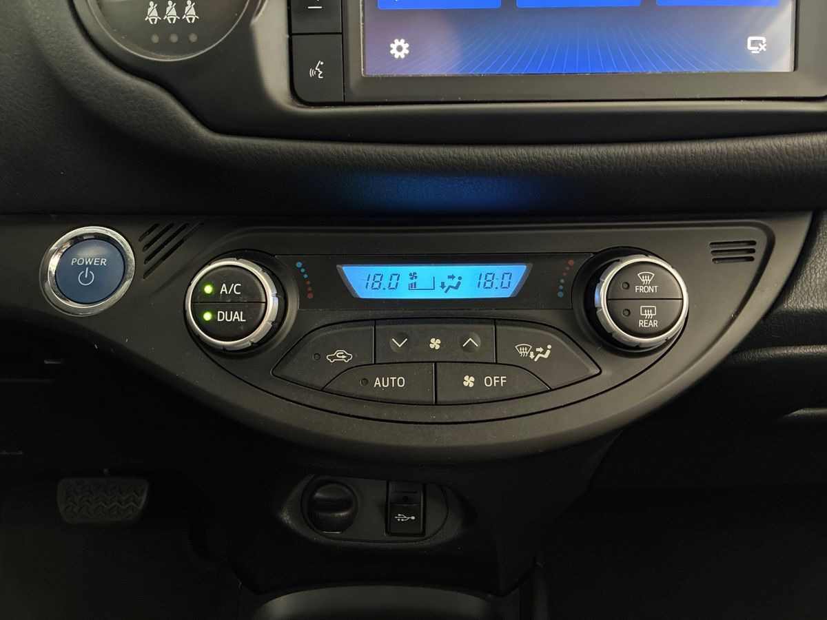 undefined Toyota Yaris fra 2020
