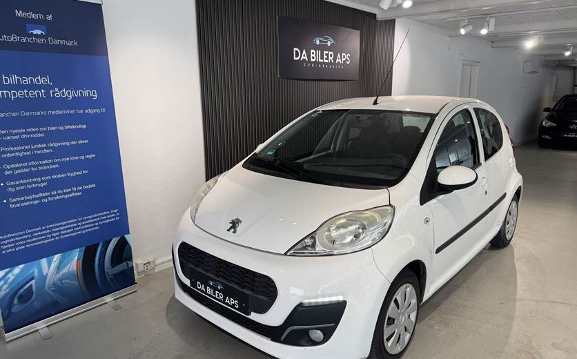 Peugeot 107 1,0 Cool 68HK 5d