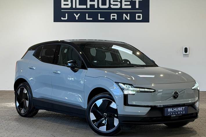 Grå Volvo EX30 fra 2025