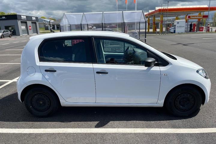 Hvid Skoda Citigo fra 2015