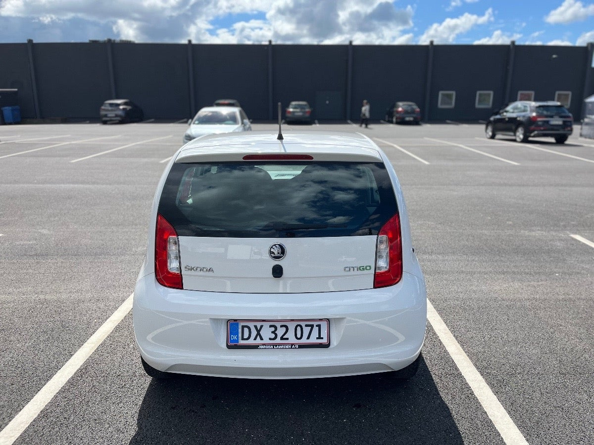Hvid Skoda Citigo fra 2015