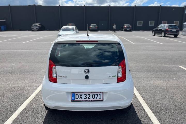 Hvid Skoda Citigo fra 2015