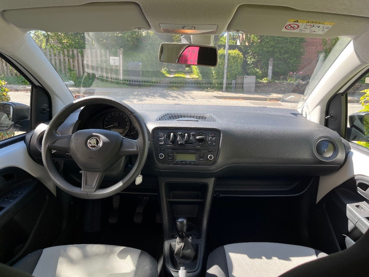 Hvid Skoda Citigo fra 2015