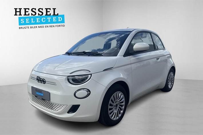 Hvid Fiat 500e fra 2023