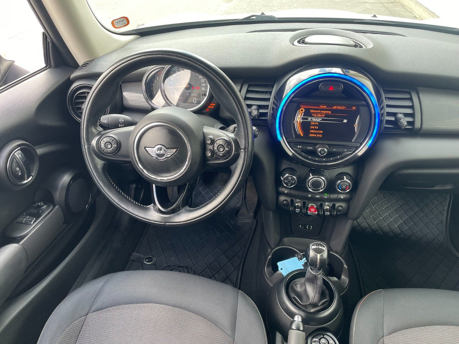 Hvid Mini Cooper fra 2016