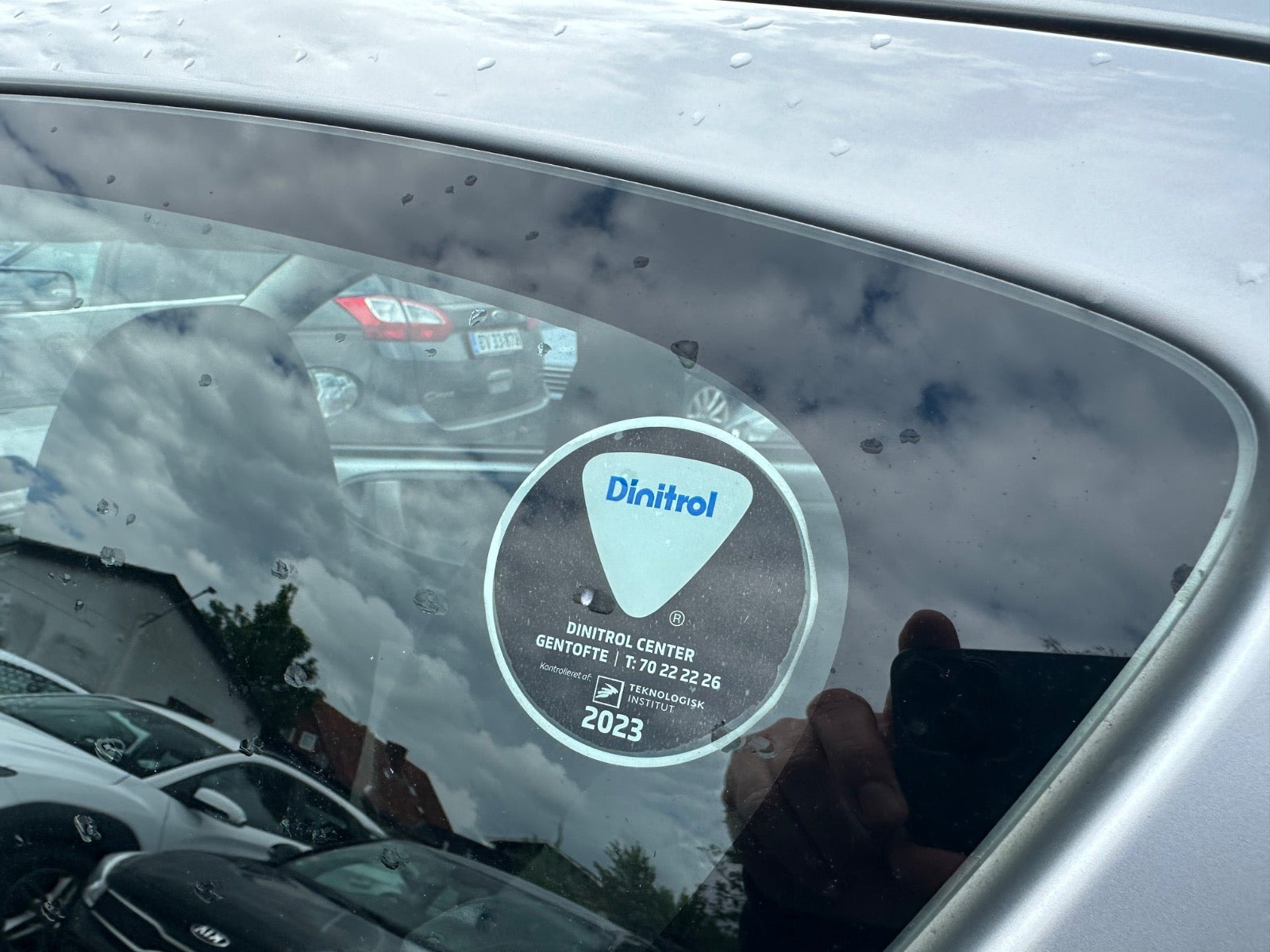Sølv Toyota Aygo fra 2010