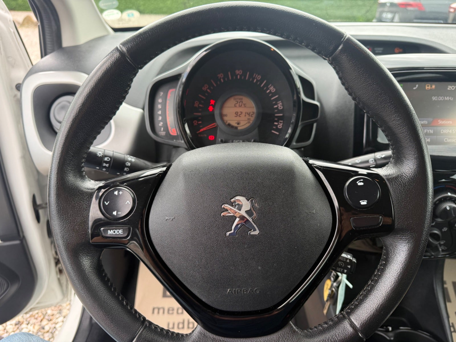 Hvid Peugeot 108 fra 2016