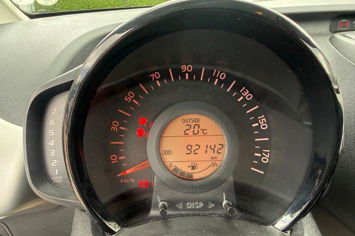 Hvid Peugeot 108 fra 2016