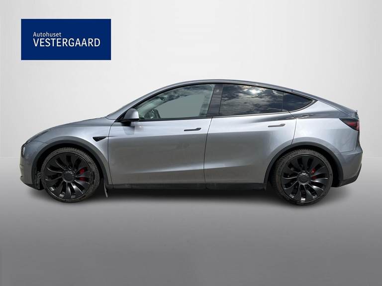 Tesla Model Y Performance AWD